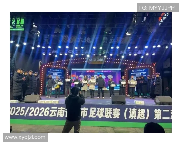 探索FNC足球的魅力与战术解析助力球迷更深入理解比赛精彩瞬间