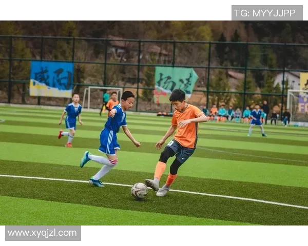 雄峰足球引领新潮流助力青少年成长与梦想的舞台